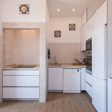 Lovelystay - Comfortable With River Views Appartement