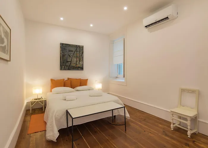 Comfortable With River View By Lovelystay Apartment *