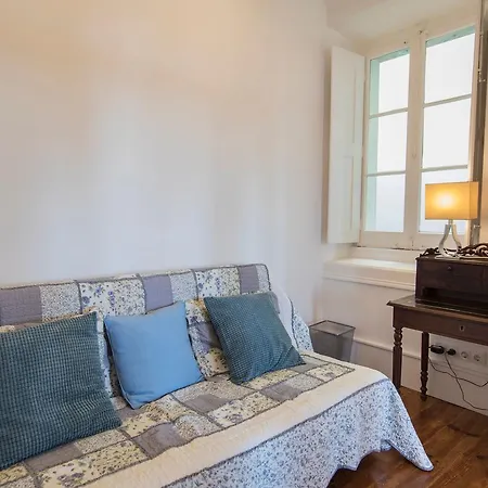 Апартаменты Comfortable With River View By Lovelystay *