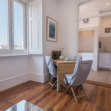 Comfortable With River View By Lovelystay Lisbon
