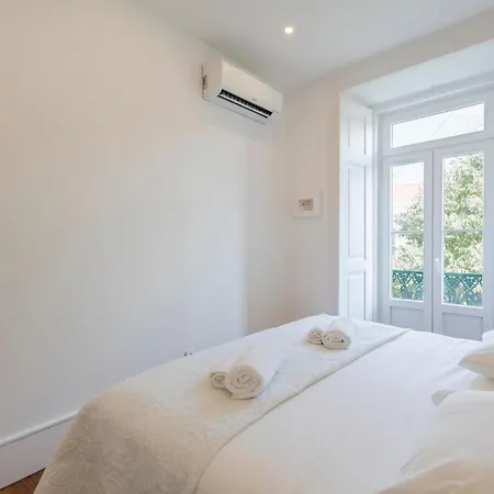 Comfortable With River View By Lovelystay Lisbon