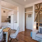 Comfortable With River View By Lovelystay *