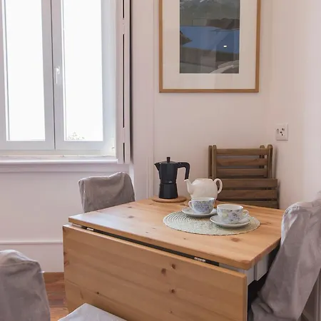 Comfortable With River View By Lovelystay Lisbon