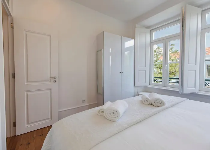 Comfortable With River View By Lovelystay